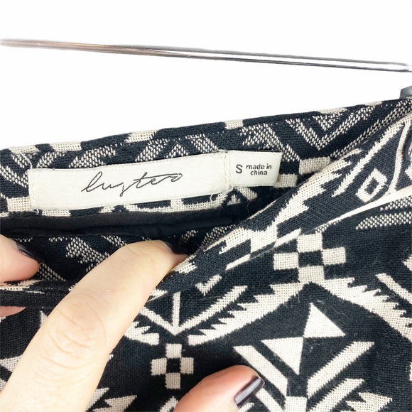 LUSTER Wool Knit Aztec Print Mini Skirt Size Small - Picture 5 of 7